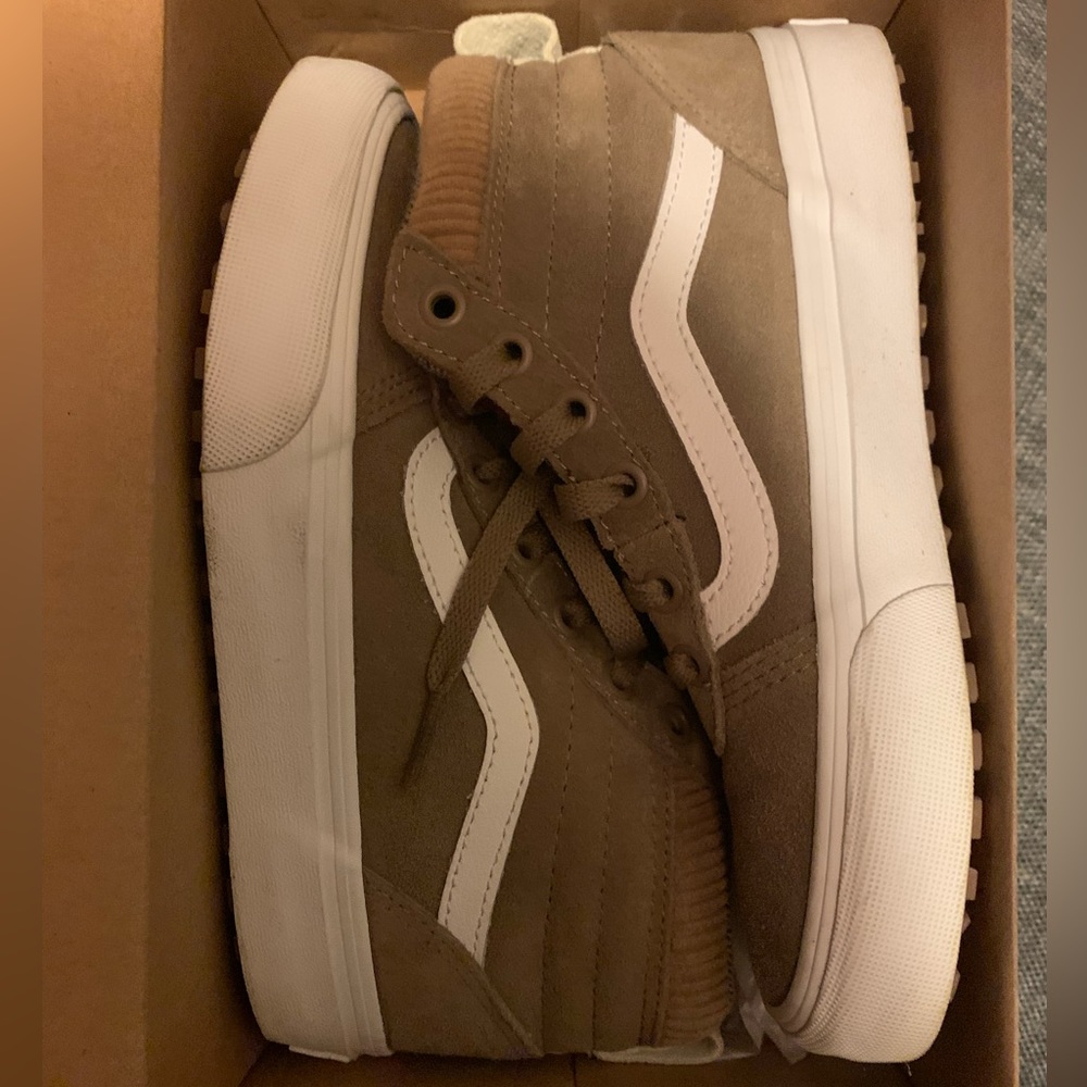 Vans hi top